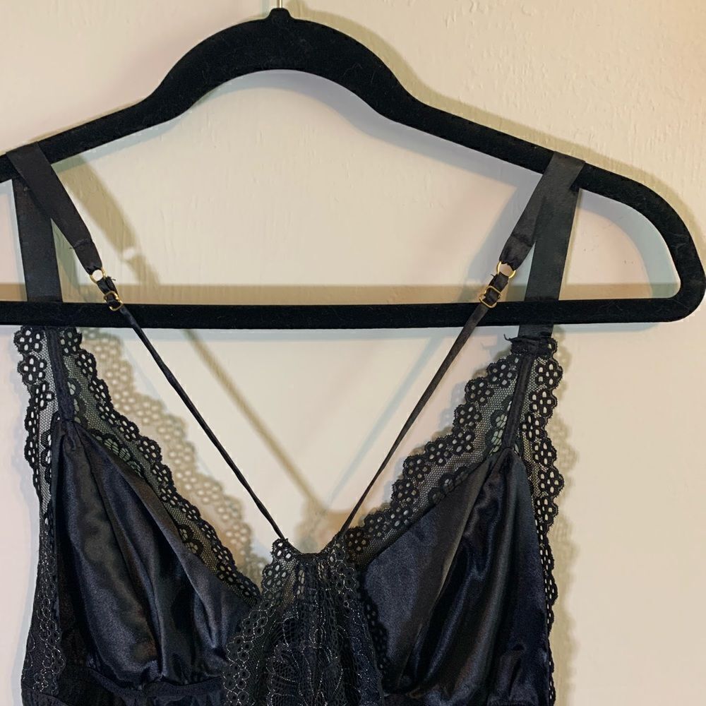 Flora Black Satin and Lace Babydoll size L - Picture 4 of 10